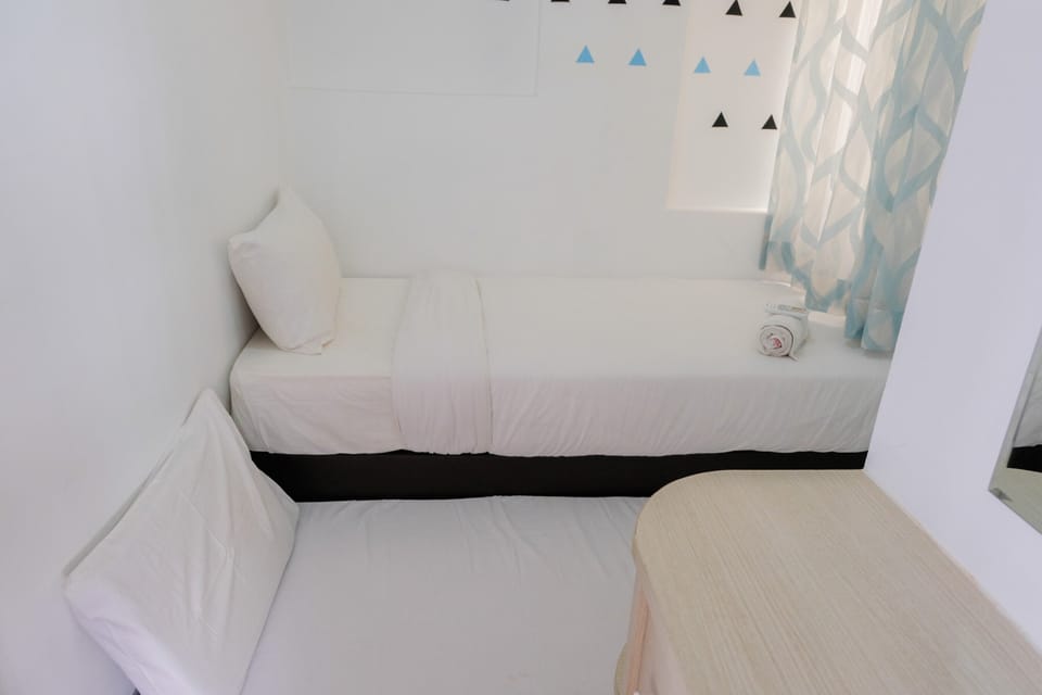 Room | 2 bedrooms, WiFi (free), bed sheets