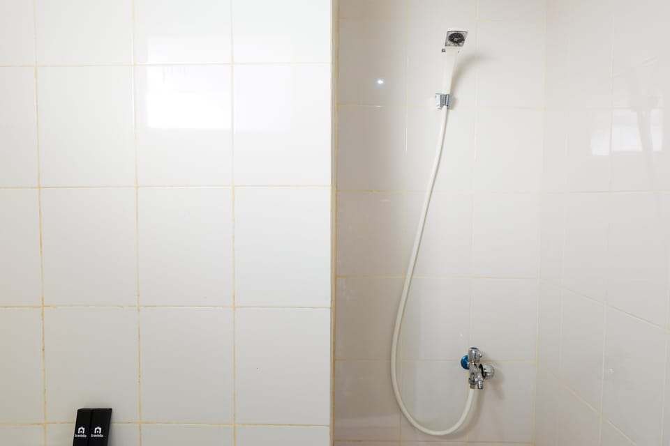 Room | Bathroom | Shower, towels