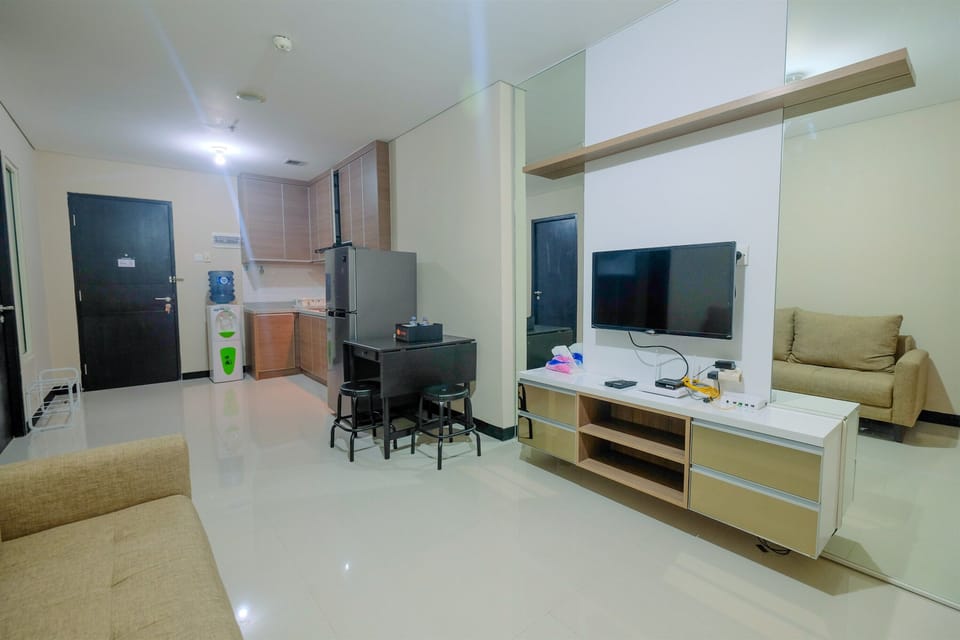 Room | Living area | TV