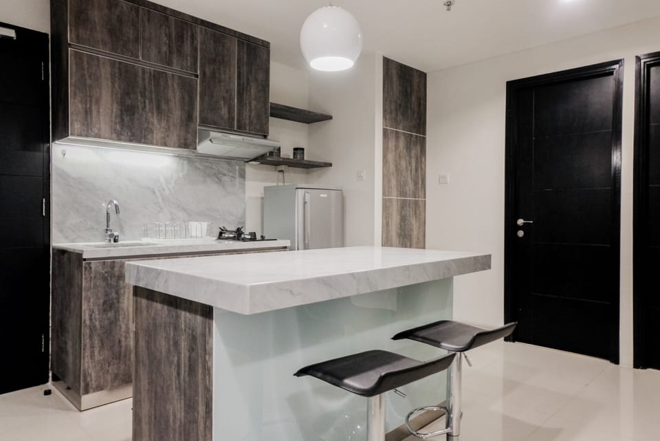 Room | Bathroom | Shower, towels, shampoo