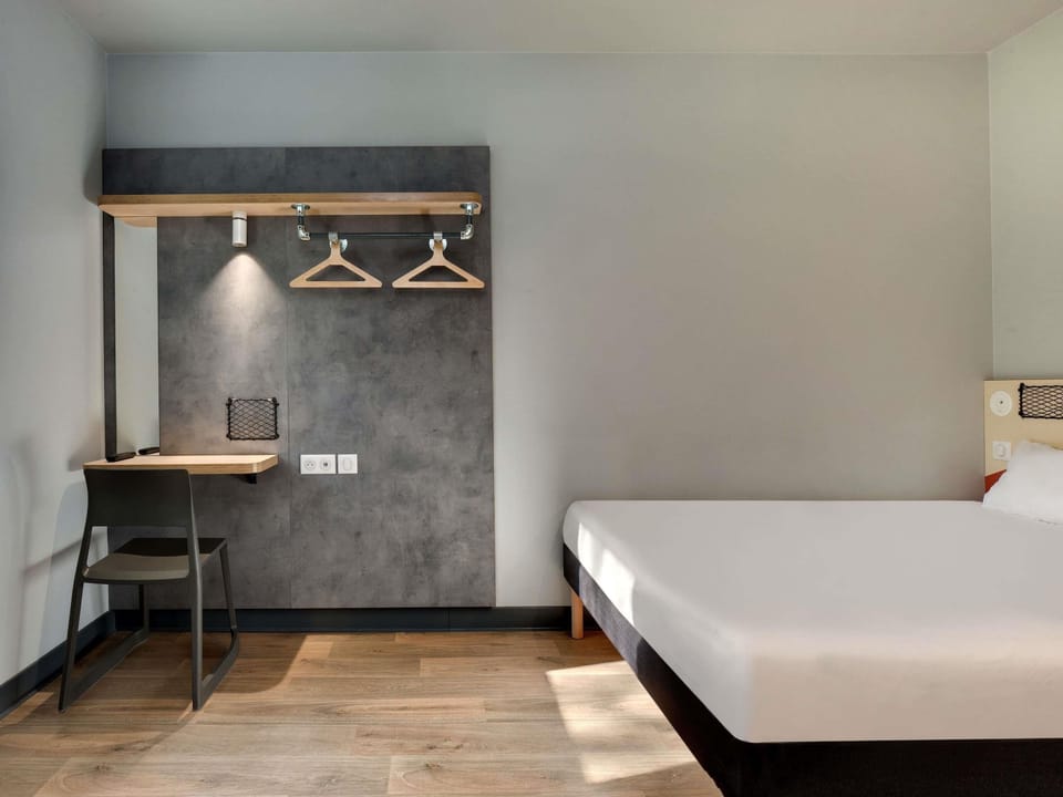 Standard Room, 1 Double Bed, Accessible | Desk, blackout drapes, iron/ironing board, free WiFi