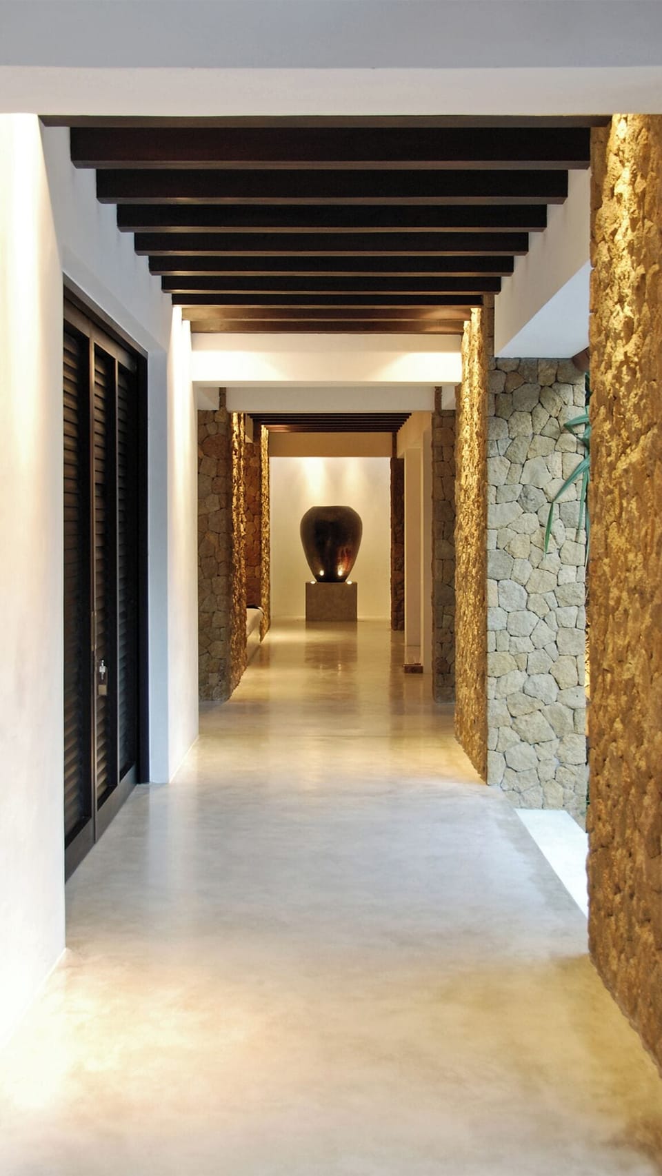 Villa, 4 Bedrooms | 4 bedrooms, desk, iron/ironing board, free WiFi