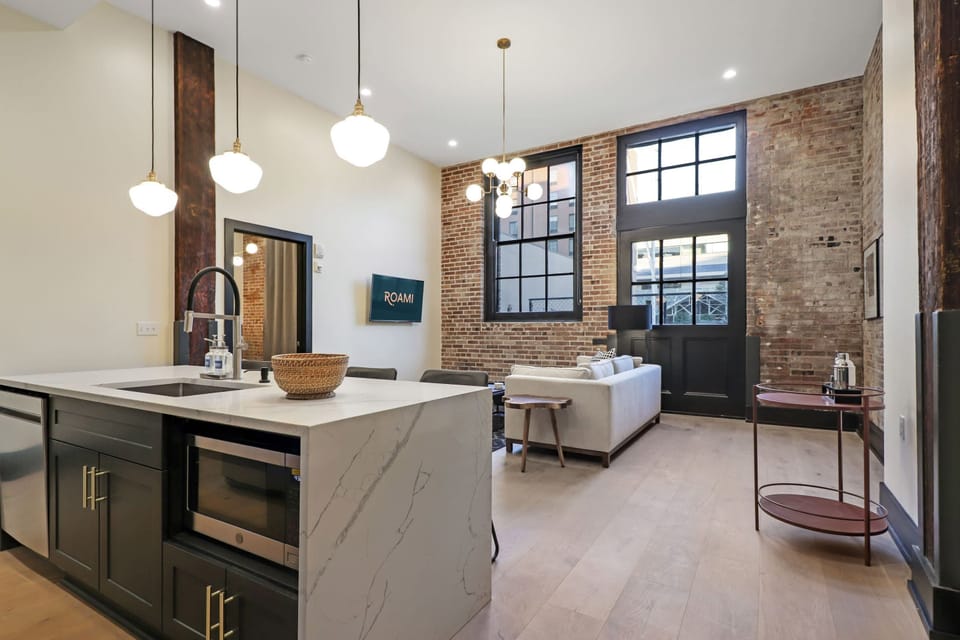 Connecting Five Bed Four Bath Apartment | Private kitchen | Microwave, coffee/tea maker