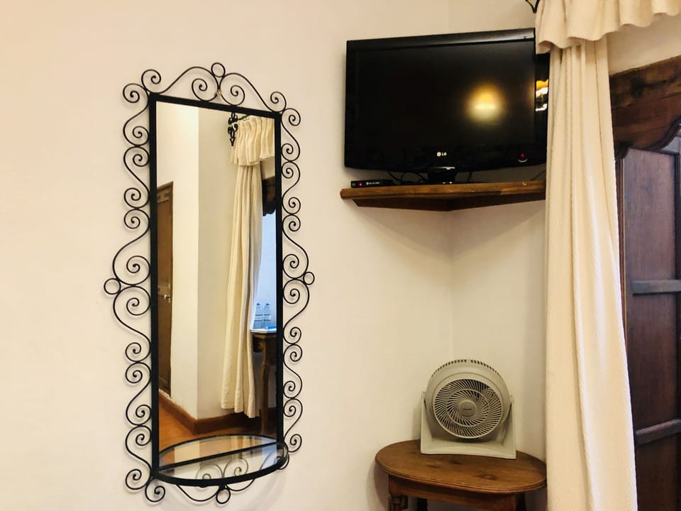 Double Room | Free WiFi, bed sheets