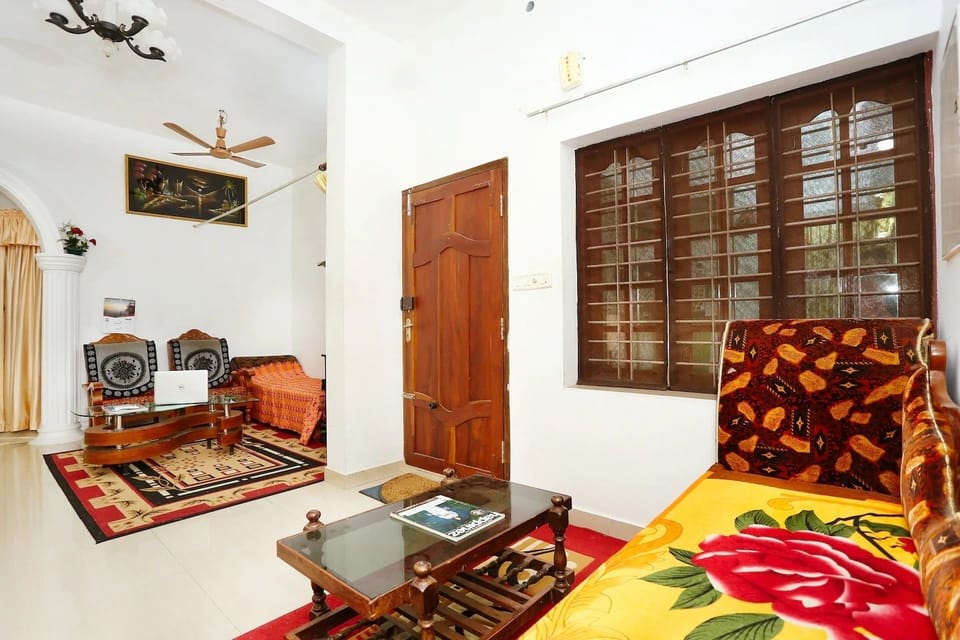 Honolulu Home Bed and Breakfast in Kochi