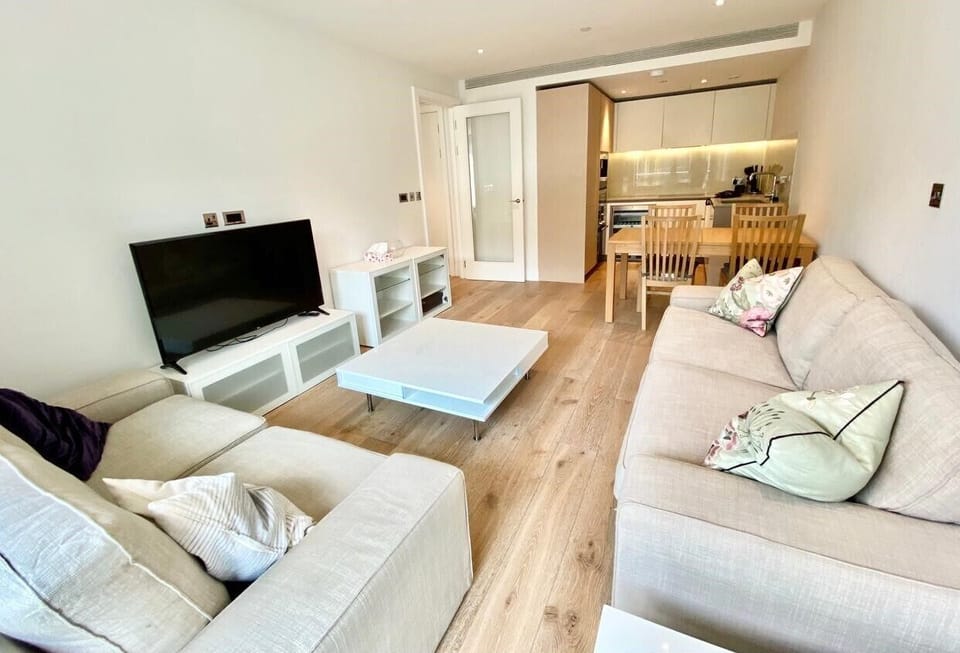 Apartment, Ensuite (Vauxhall Properties) | Lounge
