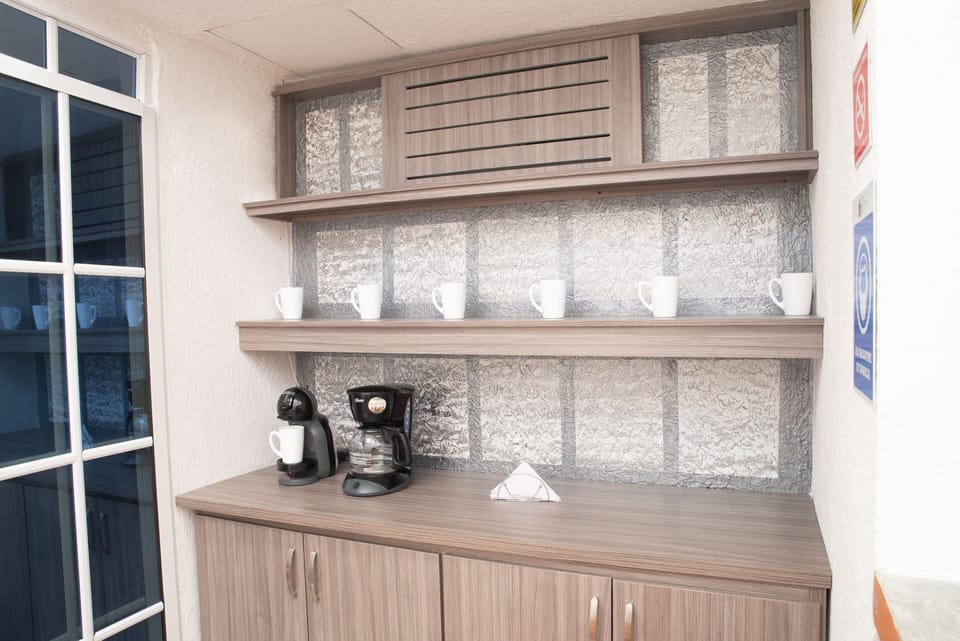 Coffee shop