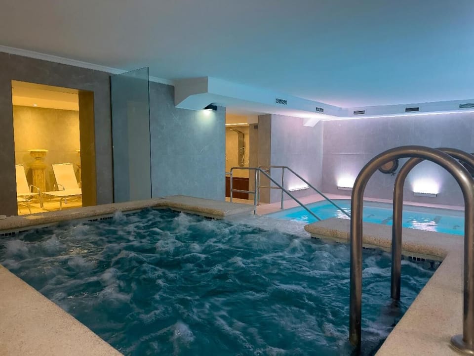 Indoor pool, outdoor pool