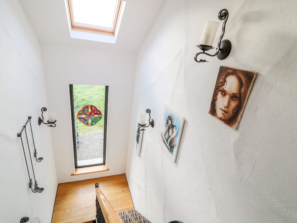 Cottage | 3 bedrooms, individually decorated, individually furnished, free WiFi