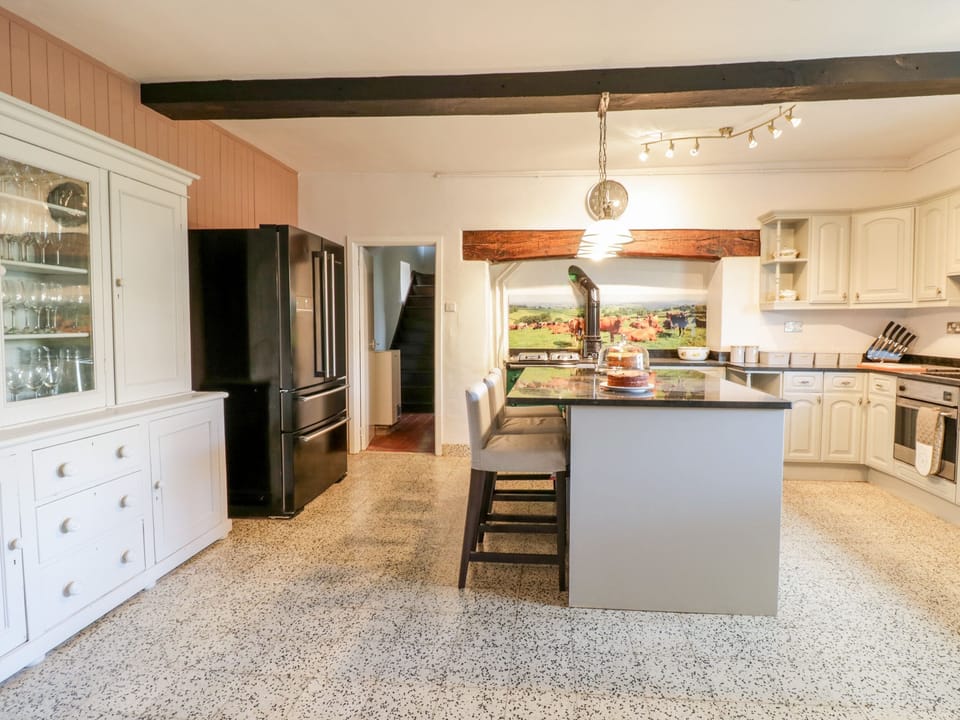 Cottage | Interior