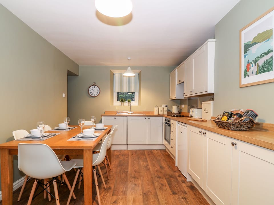 Cottage | Interior