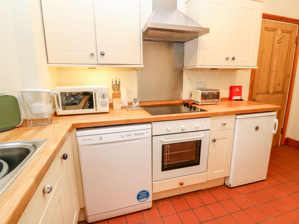 Cottage | Interior