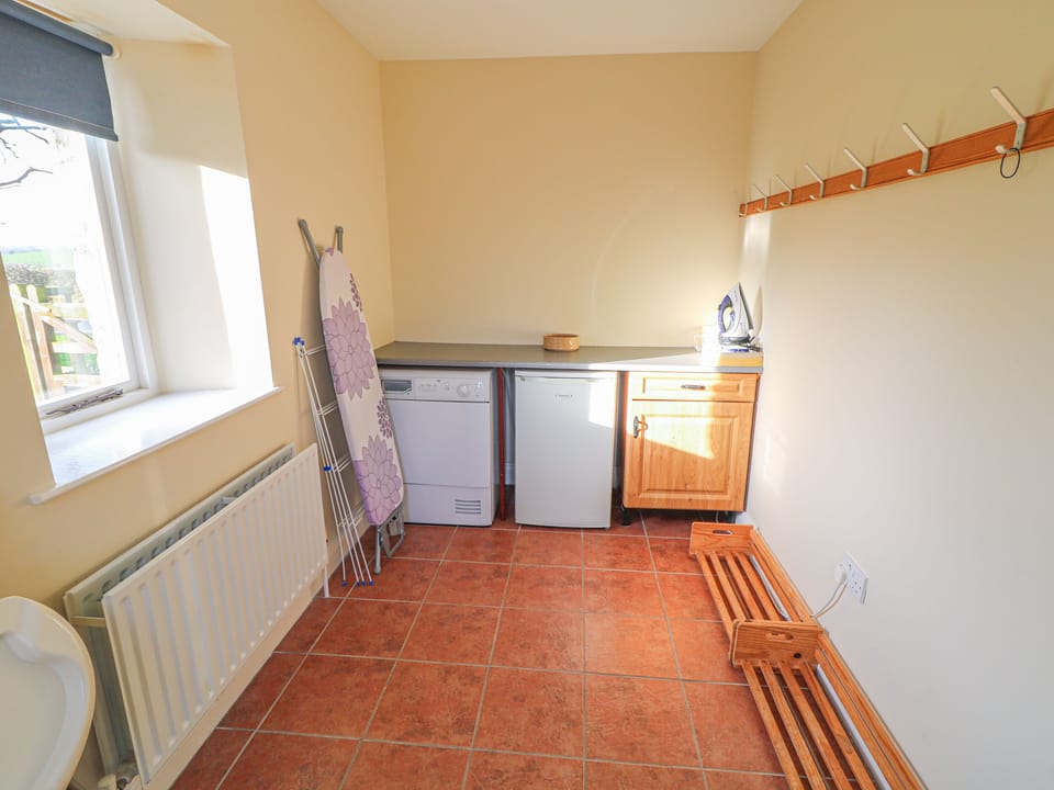 Cottage | 4 bedrooms, individually decorated, individually furnished