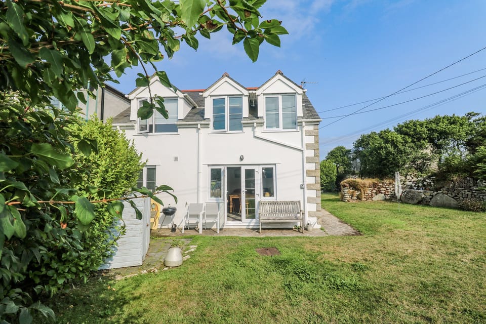 Cottage | Exterior