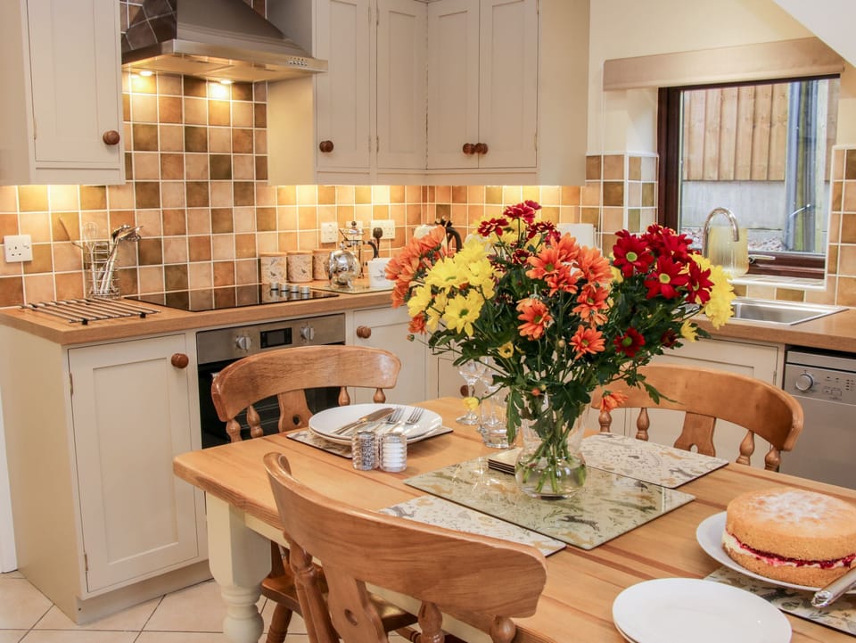 Cottage | Interior