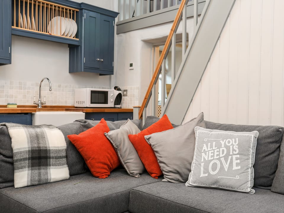 Cottage | Living room | DVD player