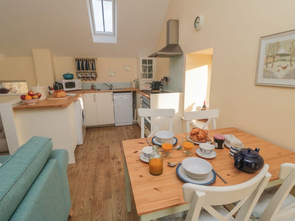 Cottage | Interior