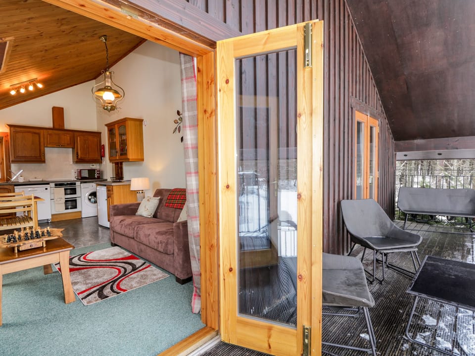 Cottage | Interior