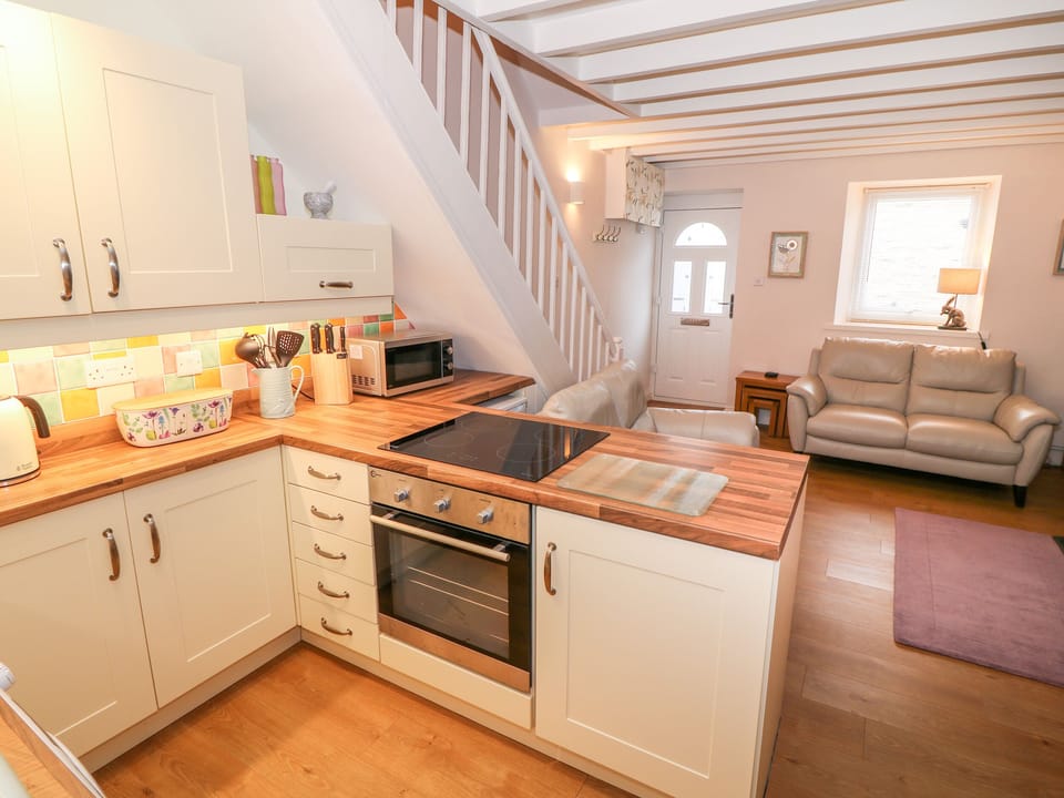 Cottage | Interior