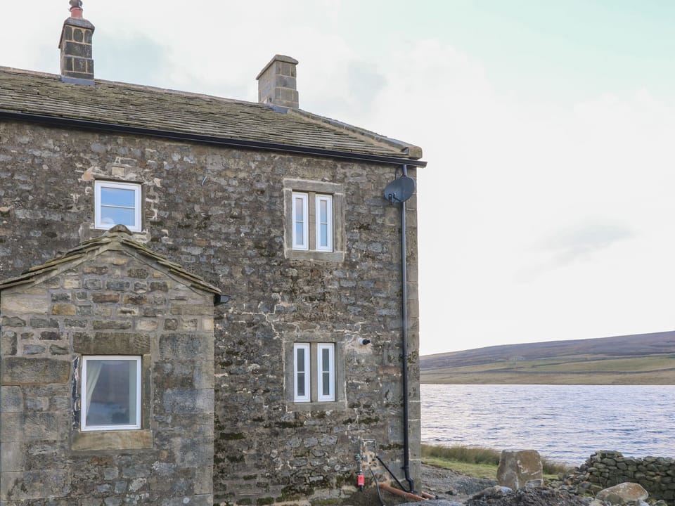 Cottage | Interior