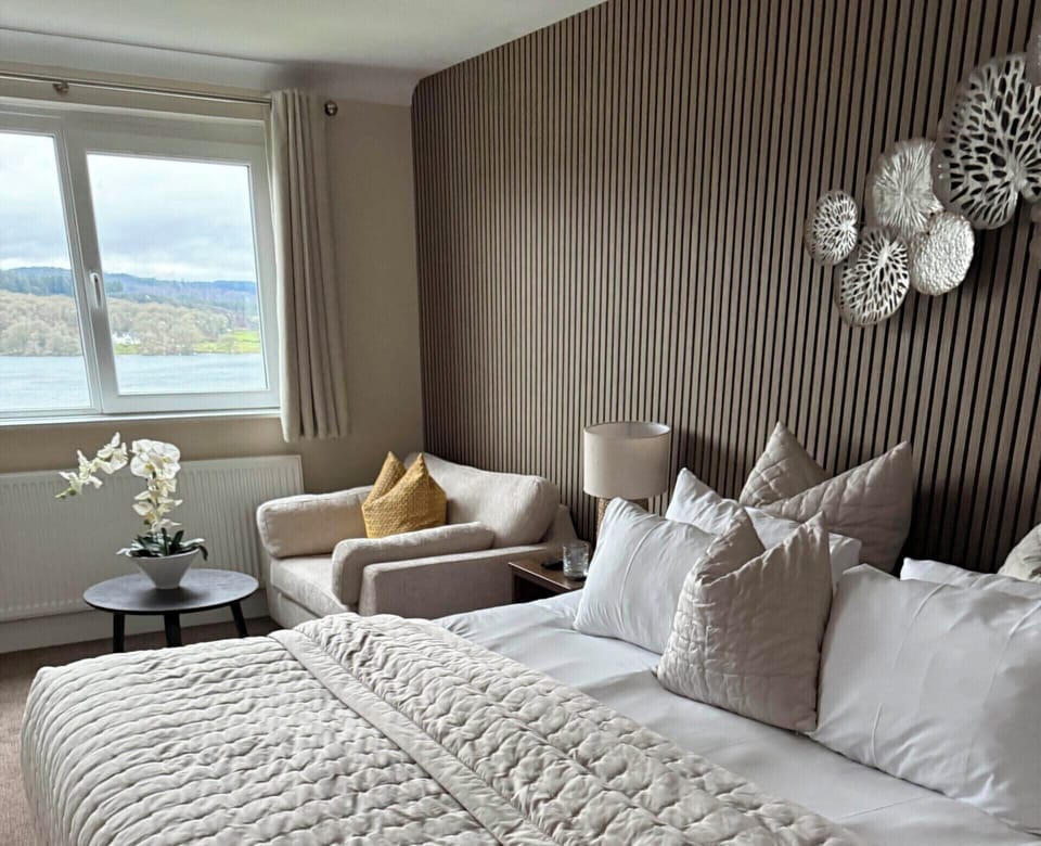 Double Room with view | Iron/ironing board, bed sheets