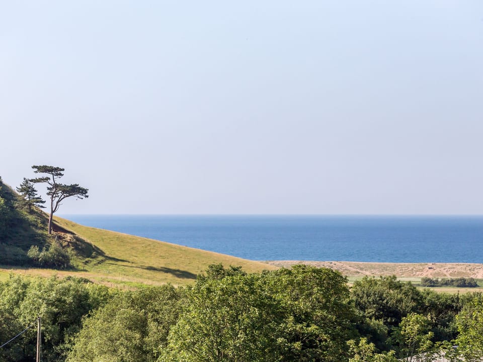 Beach Haven Cottage in West Dorset District