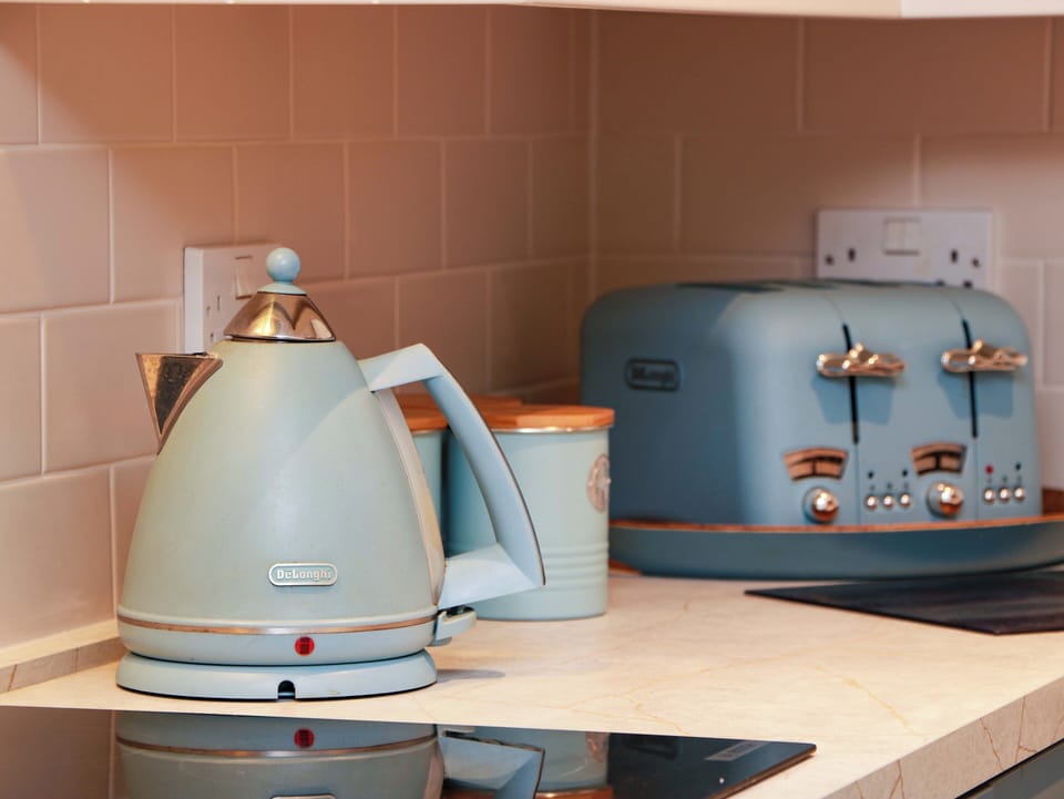Cottage | Coffee and/or coffee maker