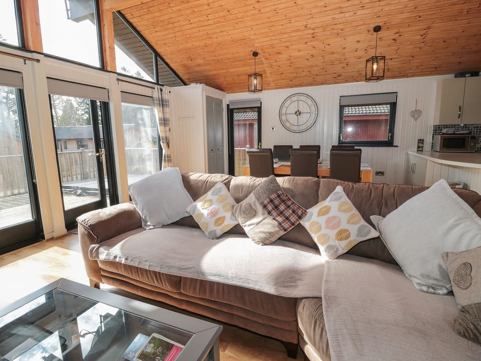 Cottage | Interior