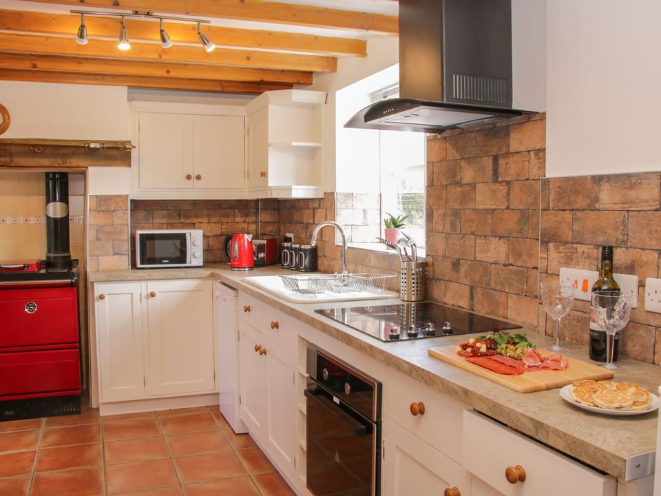 Cottage | Interior