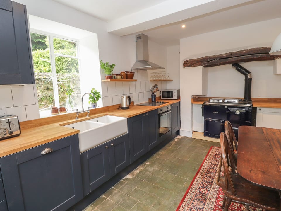 Cottage | Interior