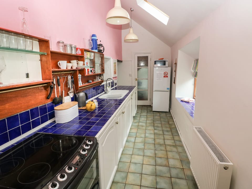 Cottage | Interior