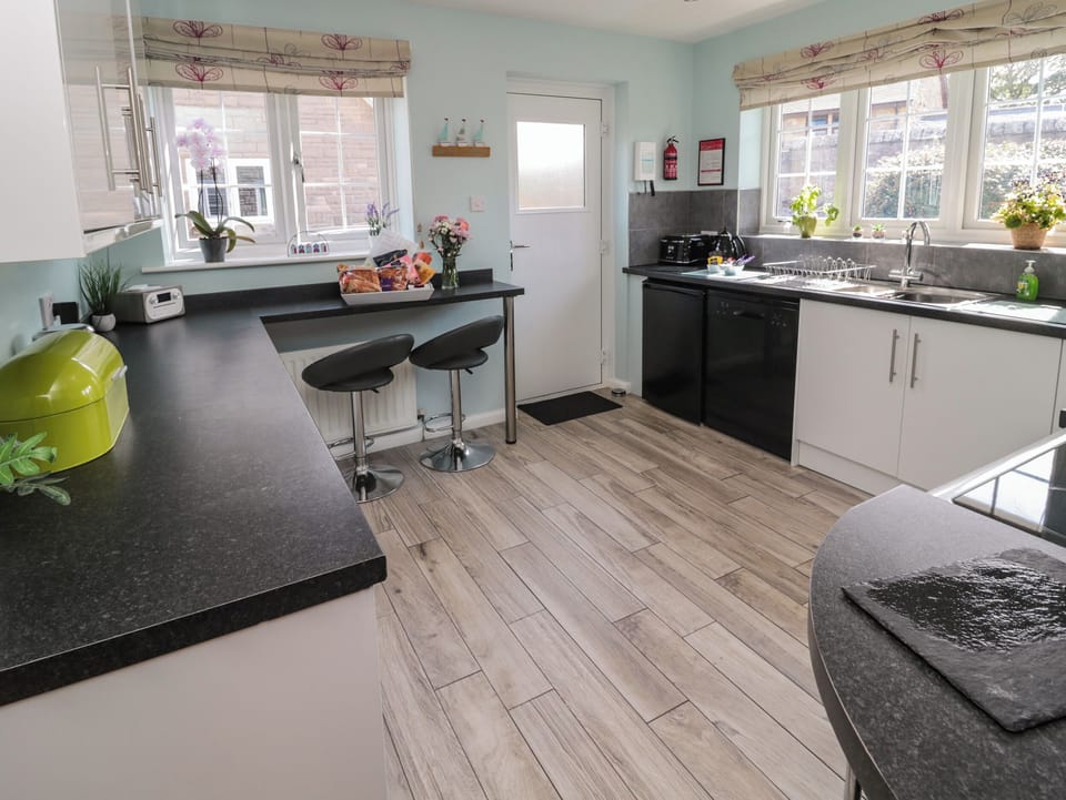 Fridge, dishwasher, electric kettle, cookware/dishes/utensils