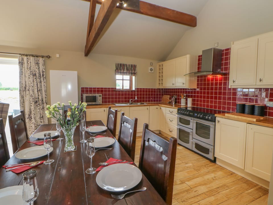 Cottage | Interior