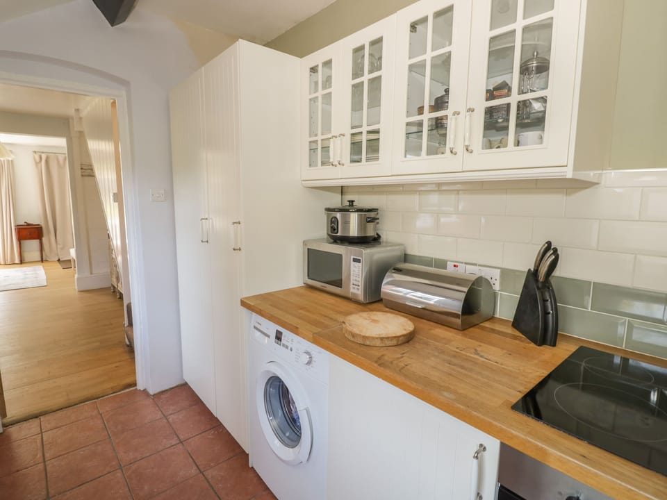 Cottage | Interior