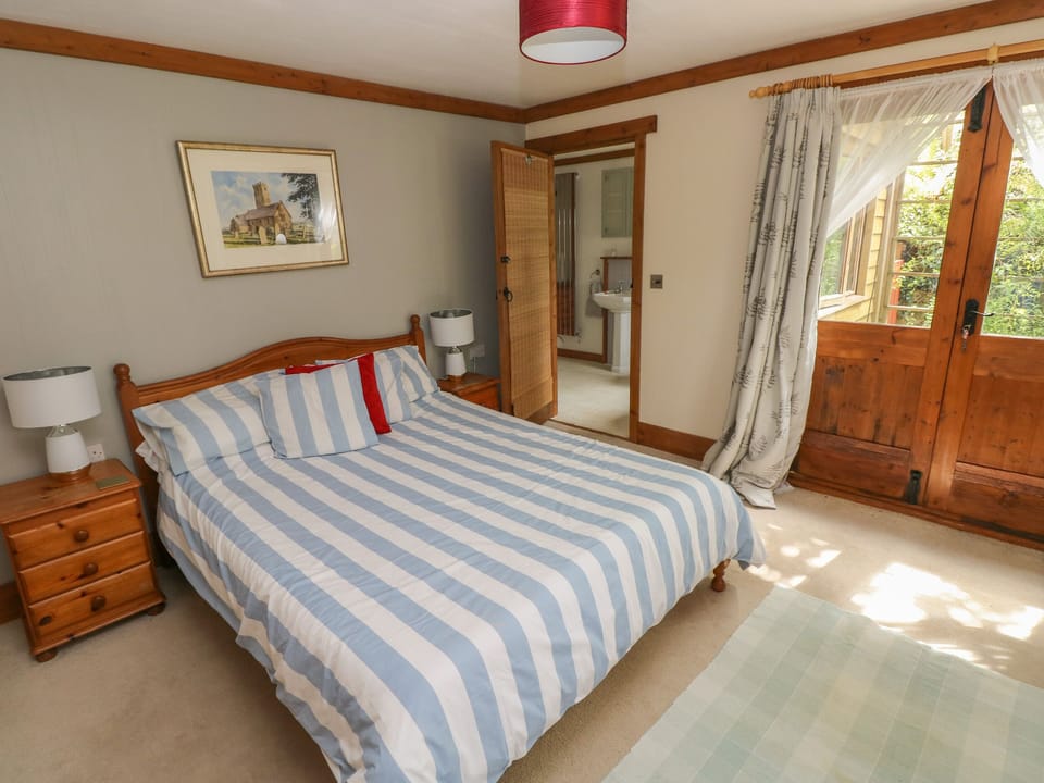 Timbertwig Lodge Cottage in Wales