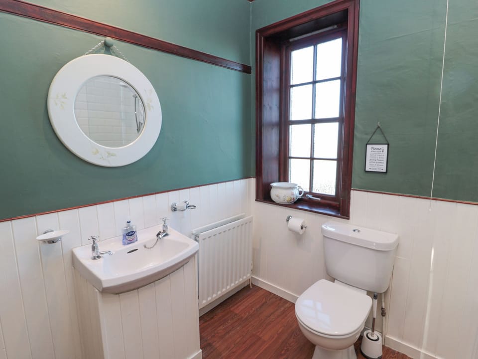 No.4 Cottage in England