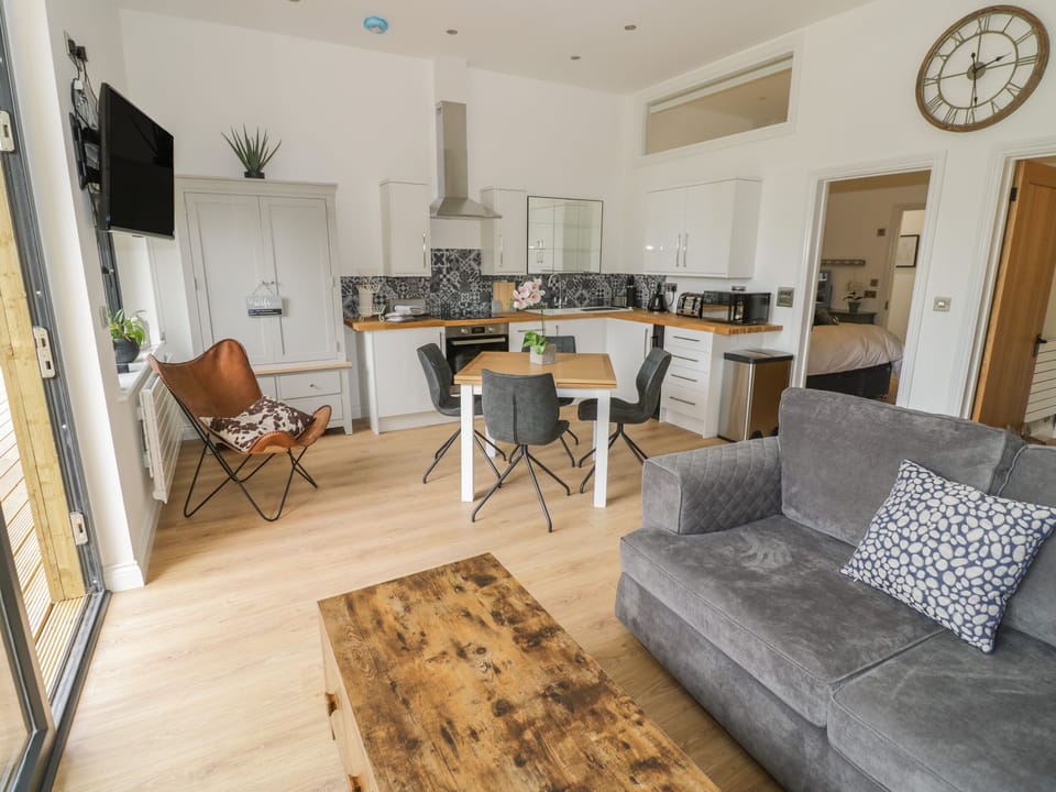 Cottage | Interior