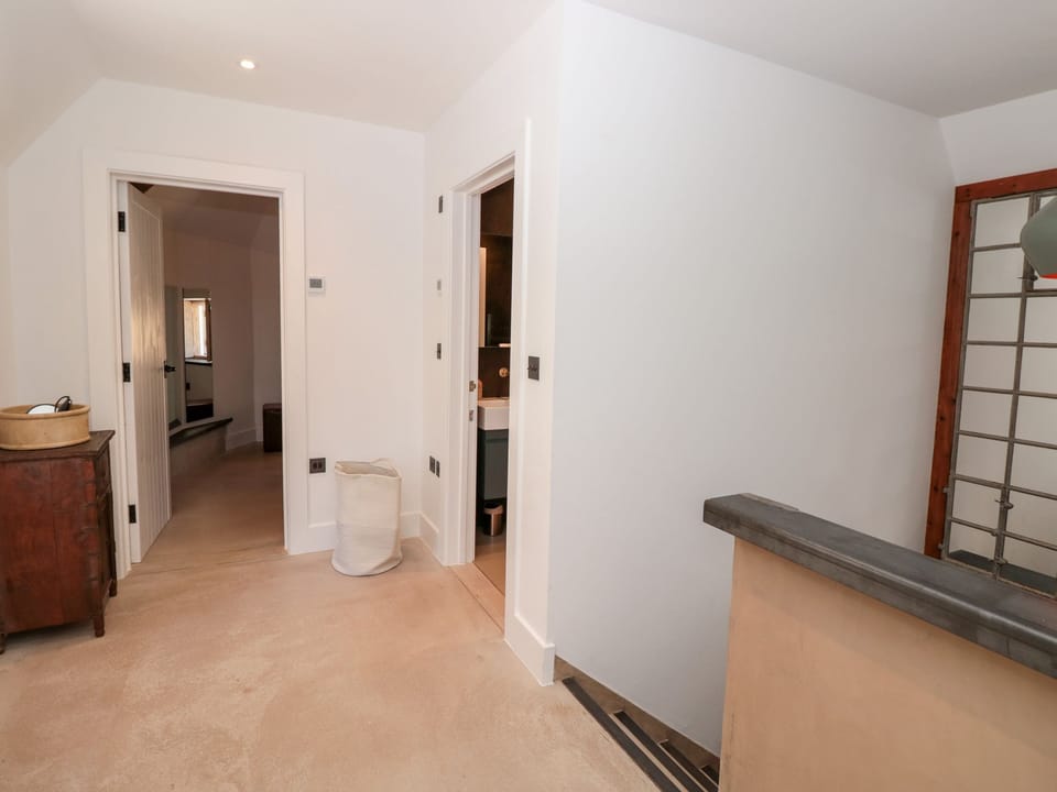 Cottage | 2 bedrooms, individually decorated, individually furnished, free WiFi