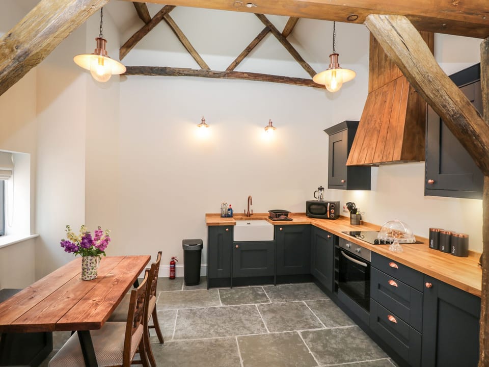 Cottage | Interior