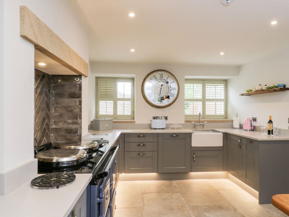 Cottage | Interior
