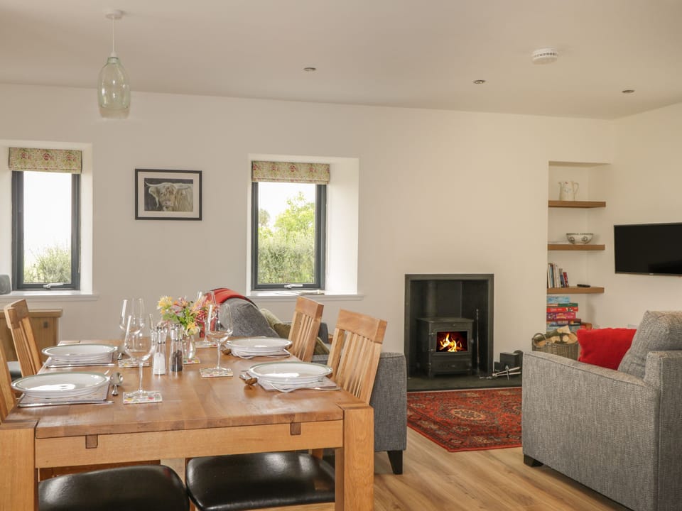 Cottage | Interior