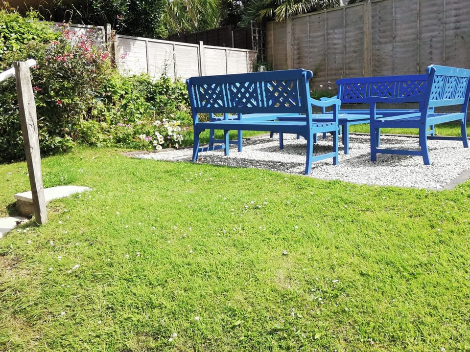 Cottage | Property grounds