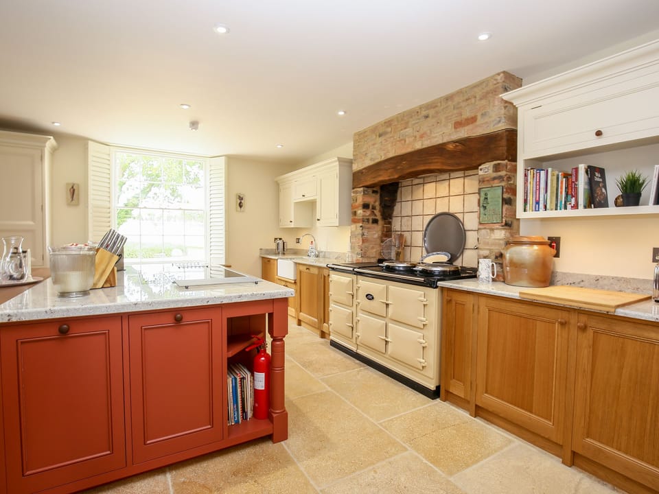 Cottage | Interior