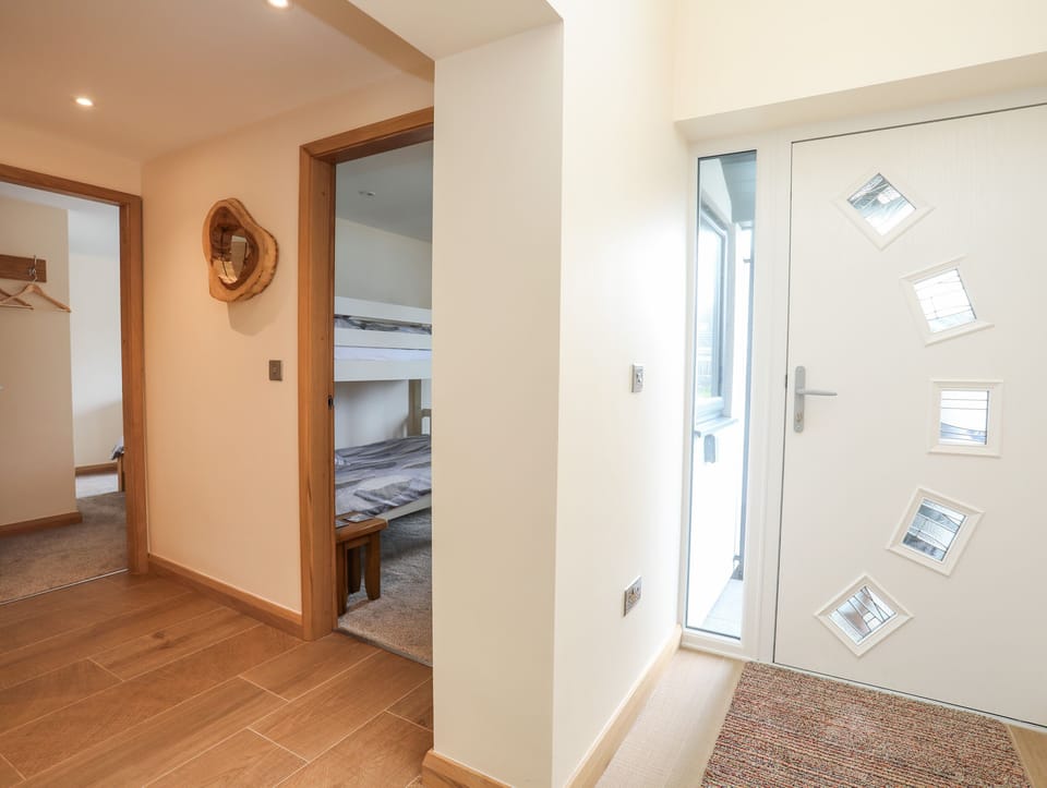 Cottage | 3 bedrooms, individually decorated, individually furnished, free WiFi