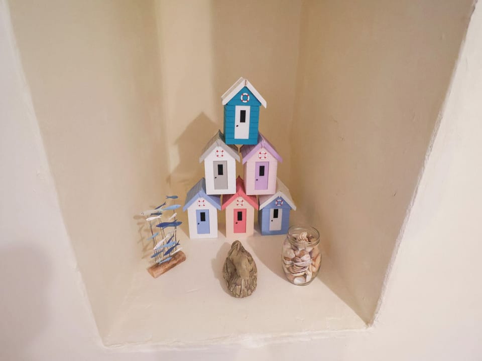 Cottage | Interior