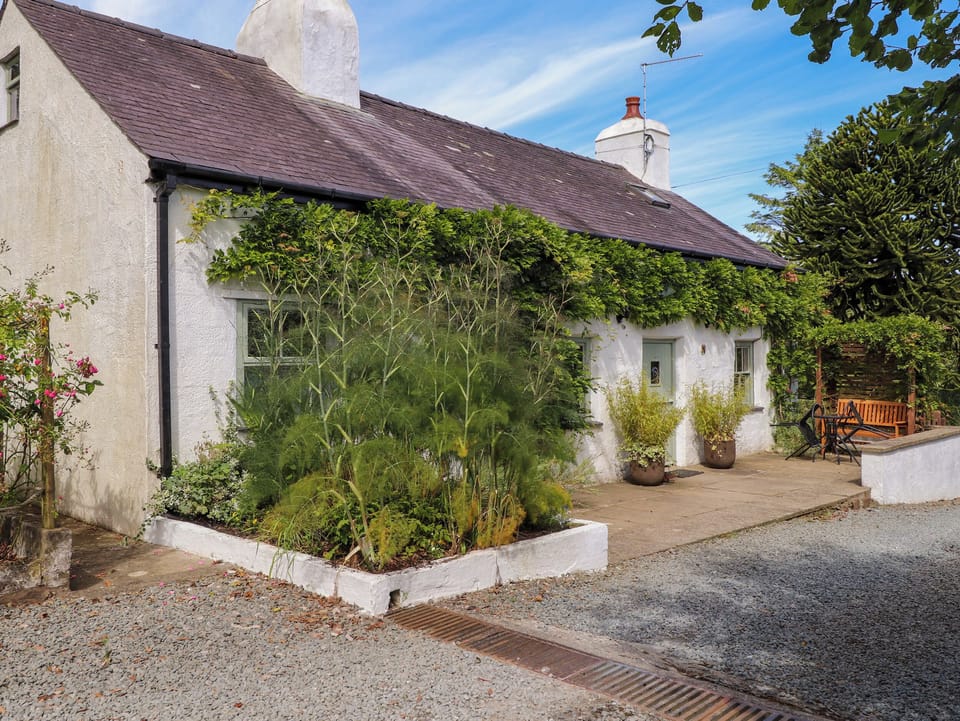 Cottage | Exterior