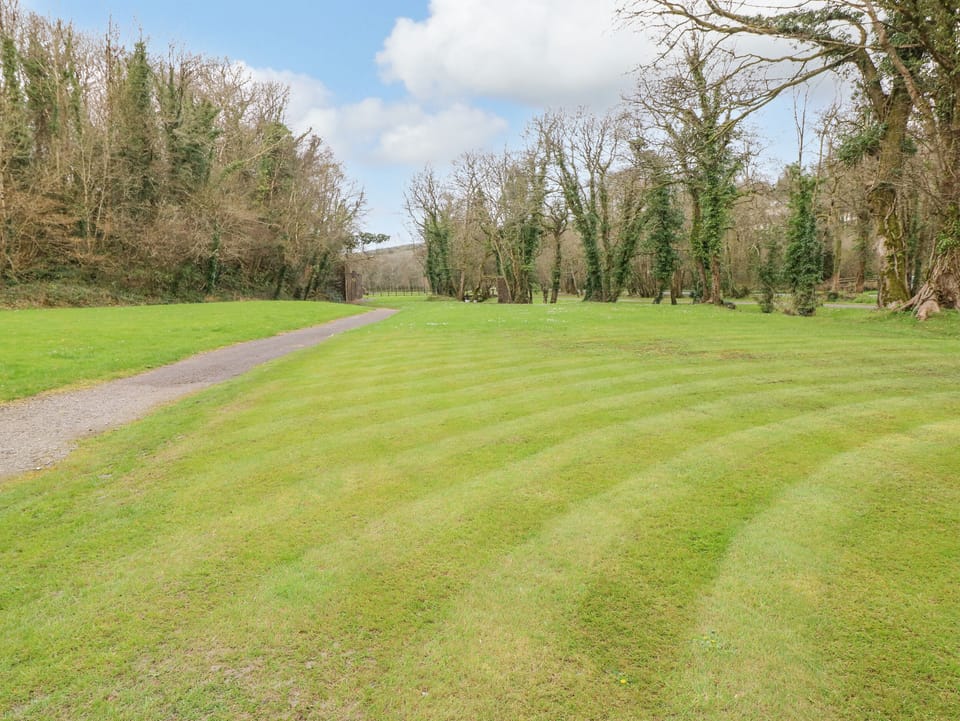 Cottage | Golf