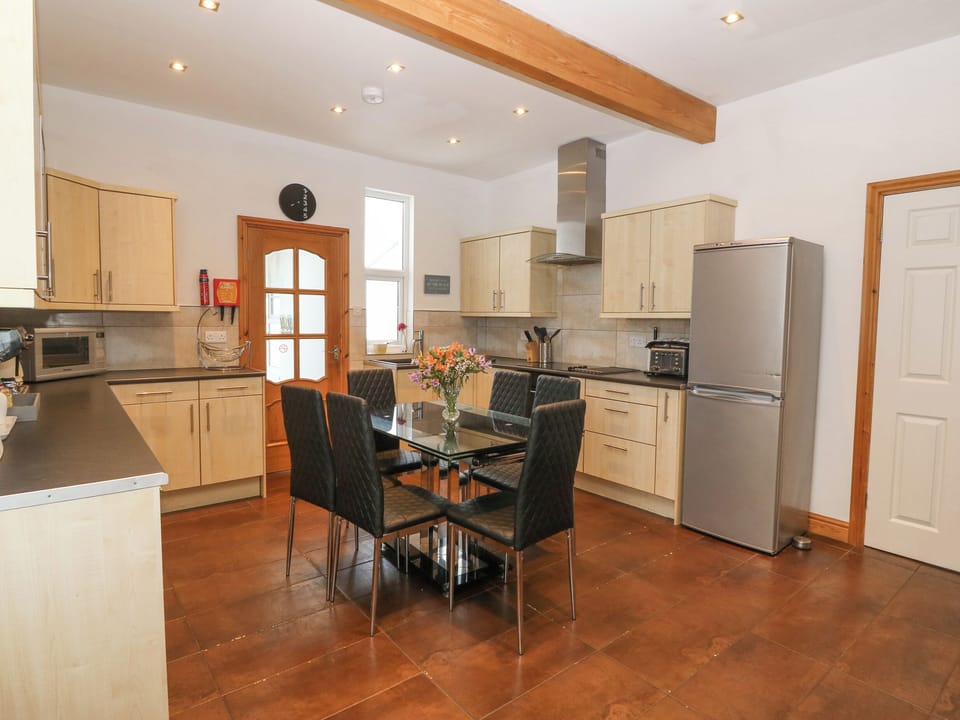 Cottage | Interior