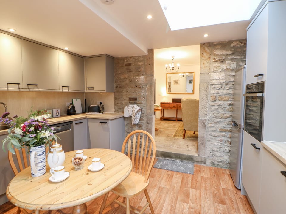 Cottage | Interior