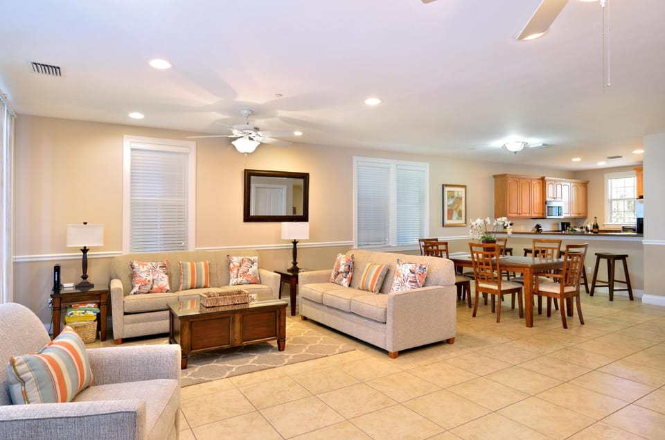 House, Multiple Beds, Bay View (Bayview Retreat) | Living room